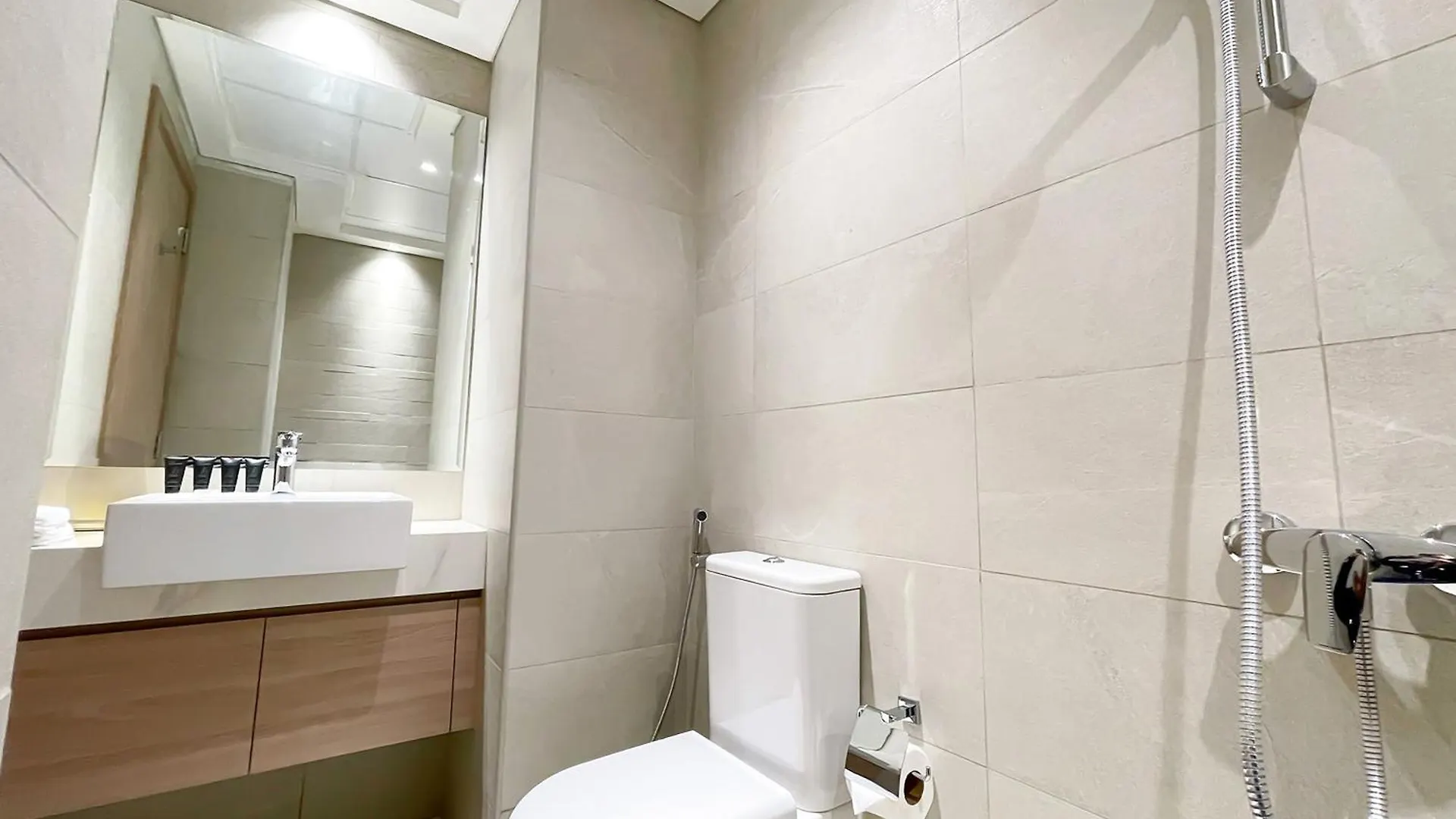 Apartment Modern Studio Azizi Riviera 41 Dubai