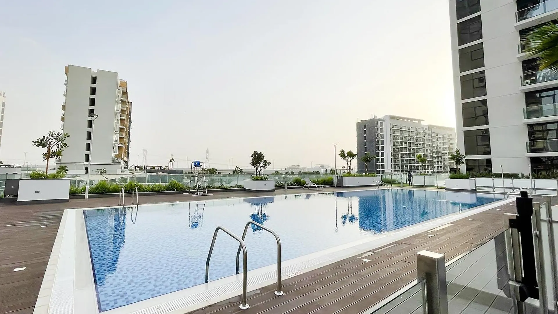 Apartment Modern Studio Azizi Riviera 41 Dubai