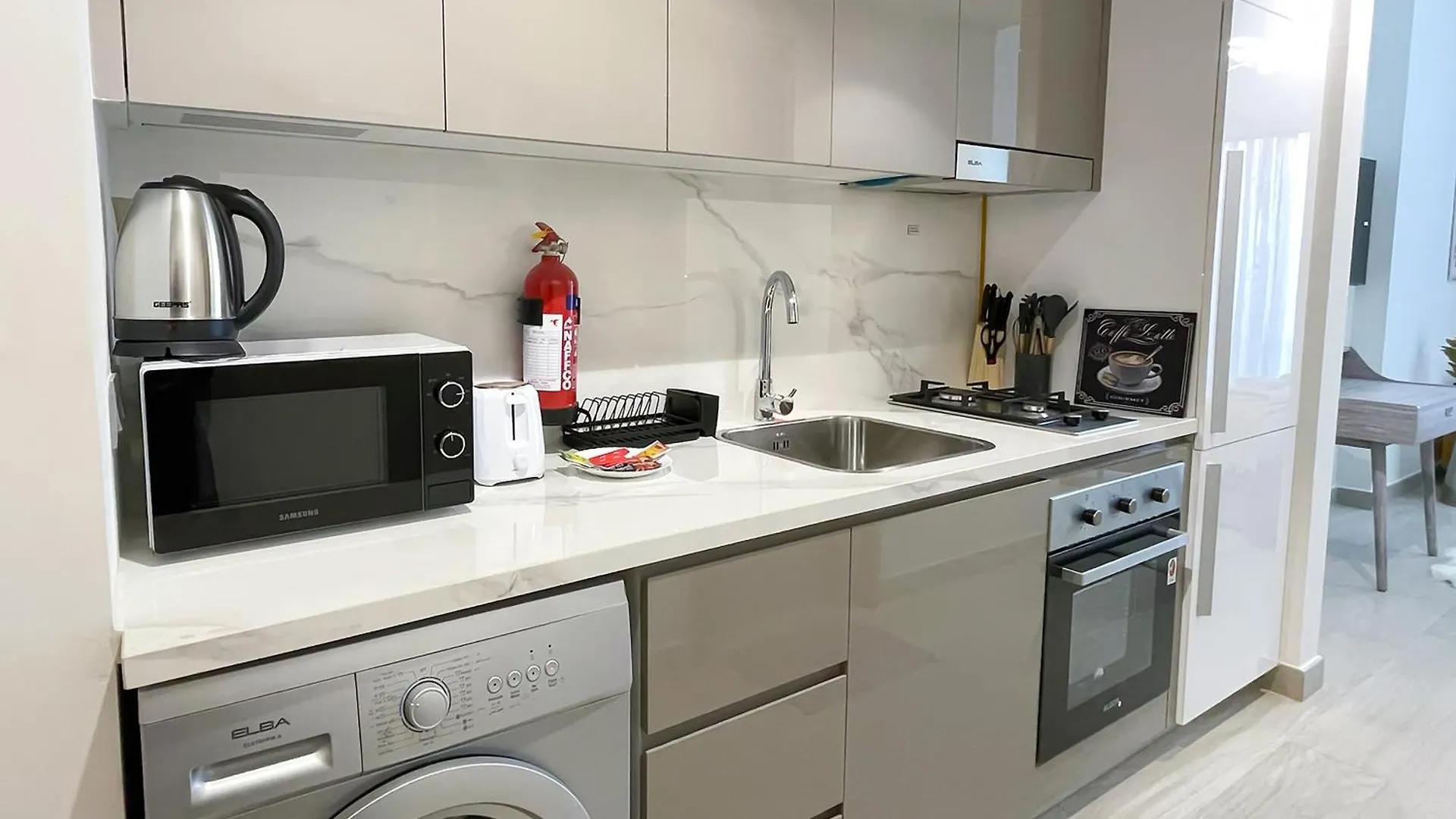 Modern Studio Azizi Riviera 41 Dubai 0*,  United Arab Emirates