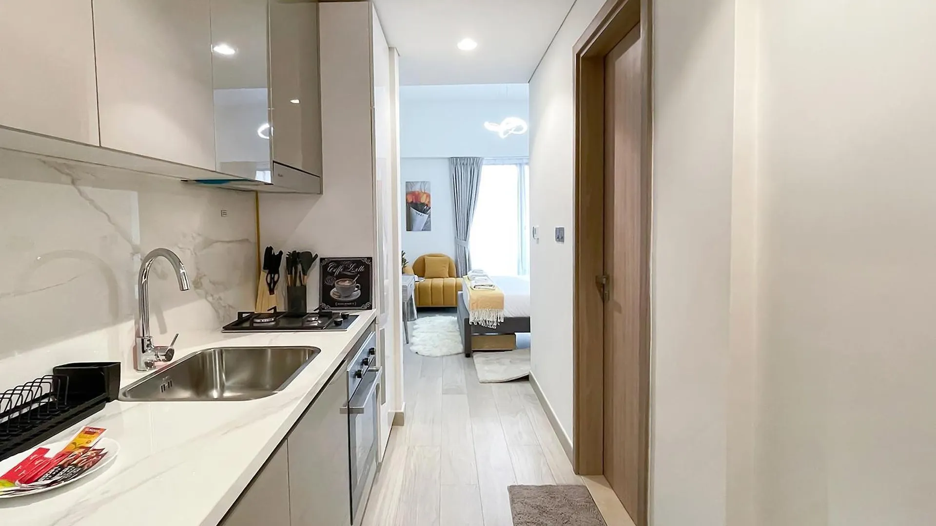 Modern Studio Azizi Riviera 41 Dubai